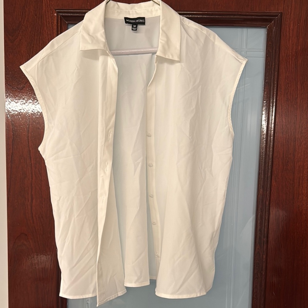 Worthington Sleeveless Button-Up Shirt - White